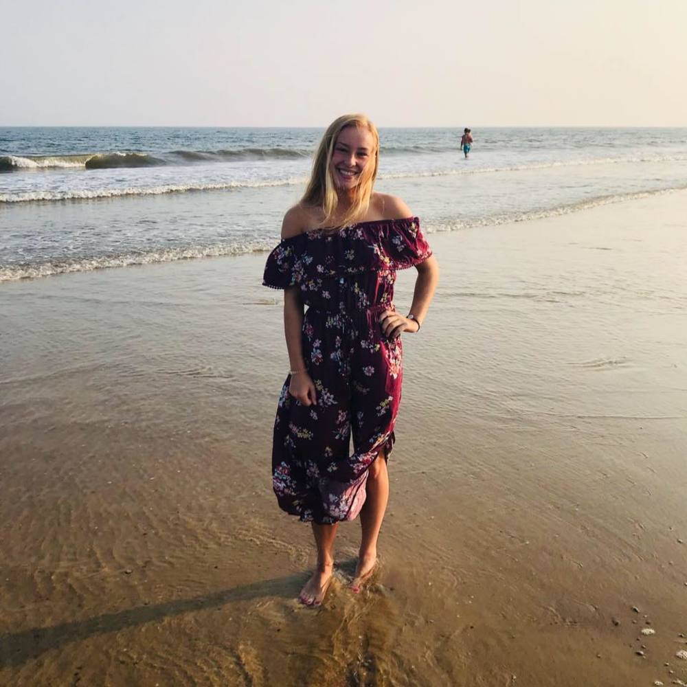 Meet your Posher, Kayla